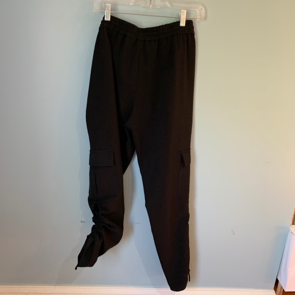 Elie Tahari Women's Zuma Slim Leg Cinch Cargo Pants Black Size Small - Picture 10 of 10